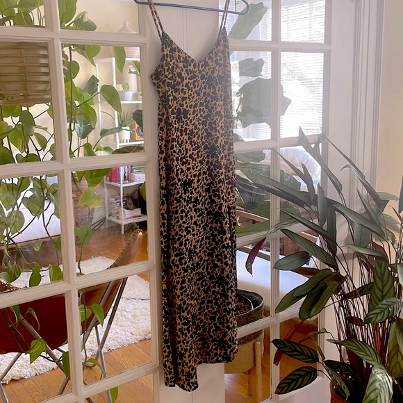 Reformation Crimini midi dress in Blitz - Picture 5 of 6